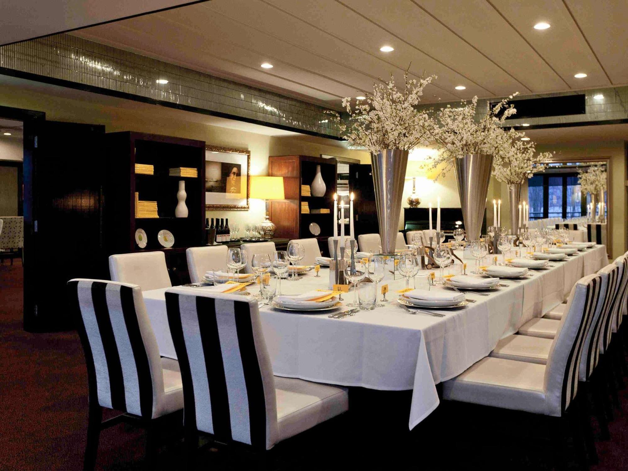 Hotel St Moritz Queenstown - Mgallery By Sofitel Екстериор снимка The interior of the restaurant
